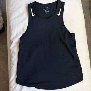 Nike Women's Black Sleeveless Tank
